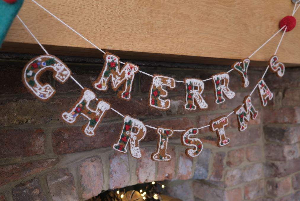 Gingerbread Merry Christmas Banner Garland