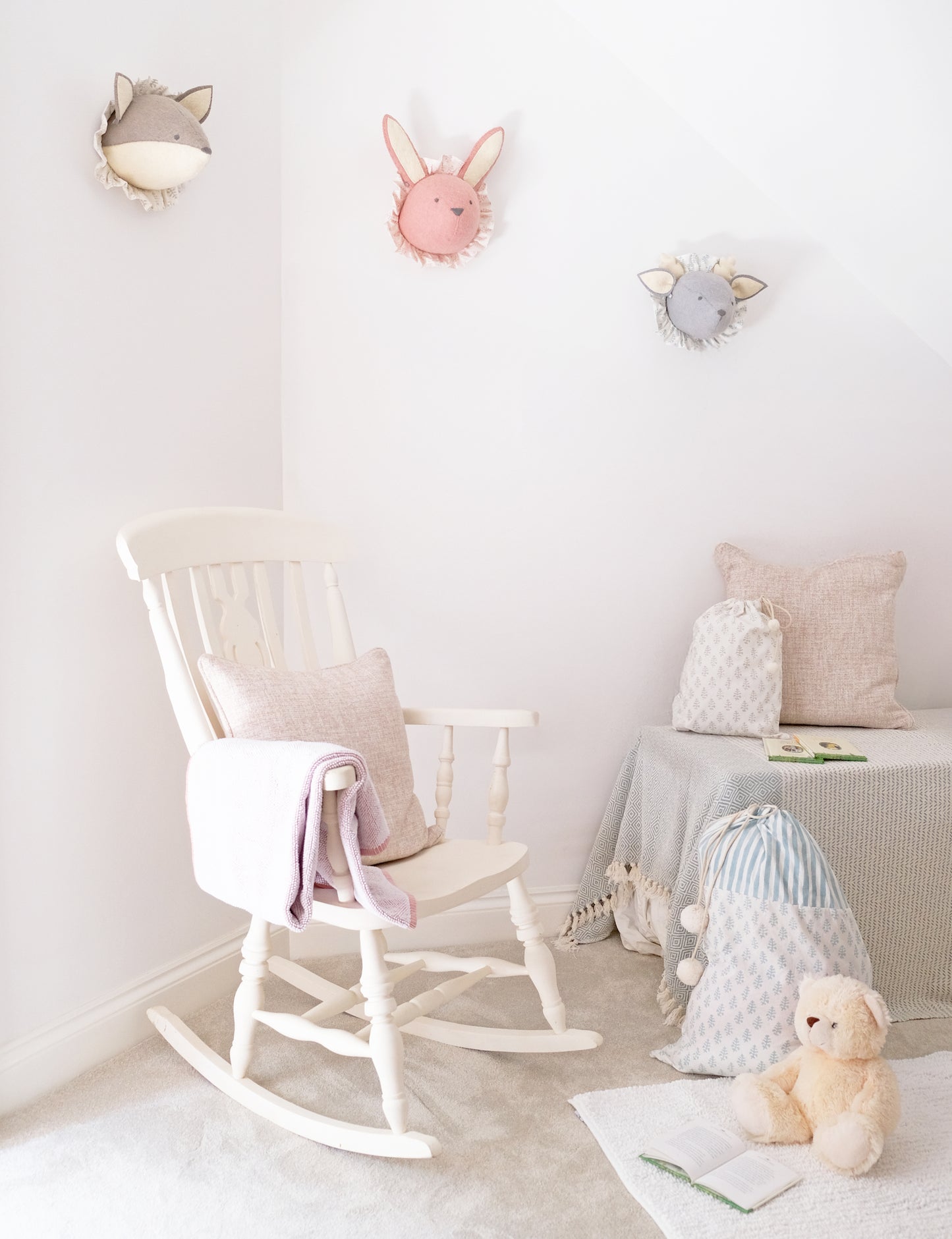 Baby Deer with Vintage Ruff Head Mini - Blue