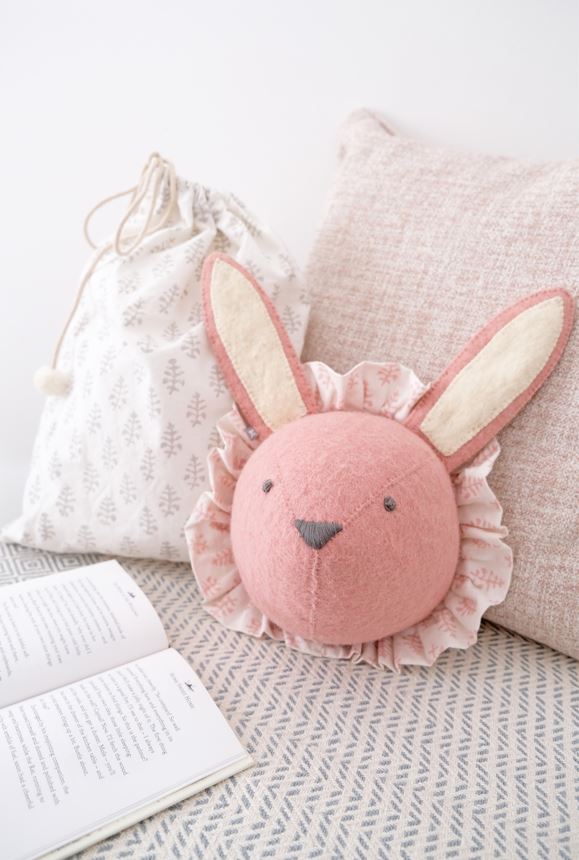 Baby Rabbit with Vintage Ruff Head Mini - Pink