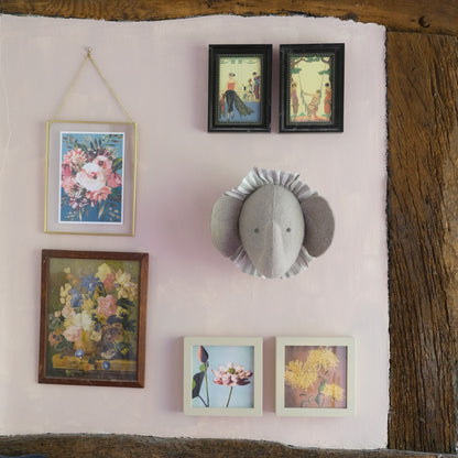 Elephant with Vintage Ruff Head Mini - Grey