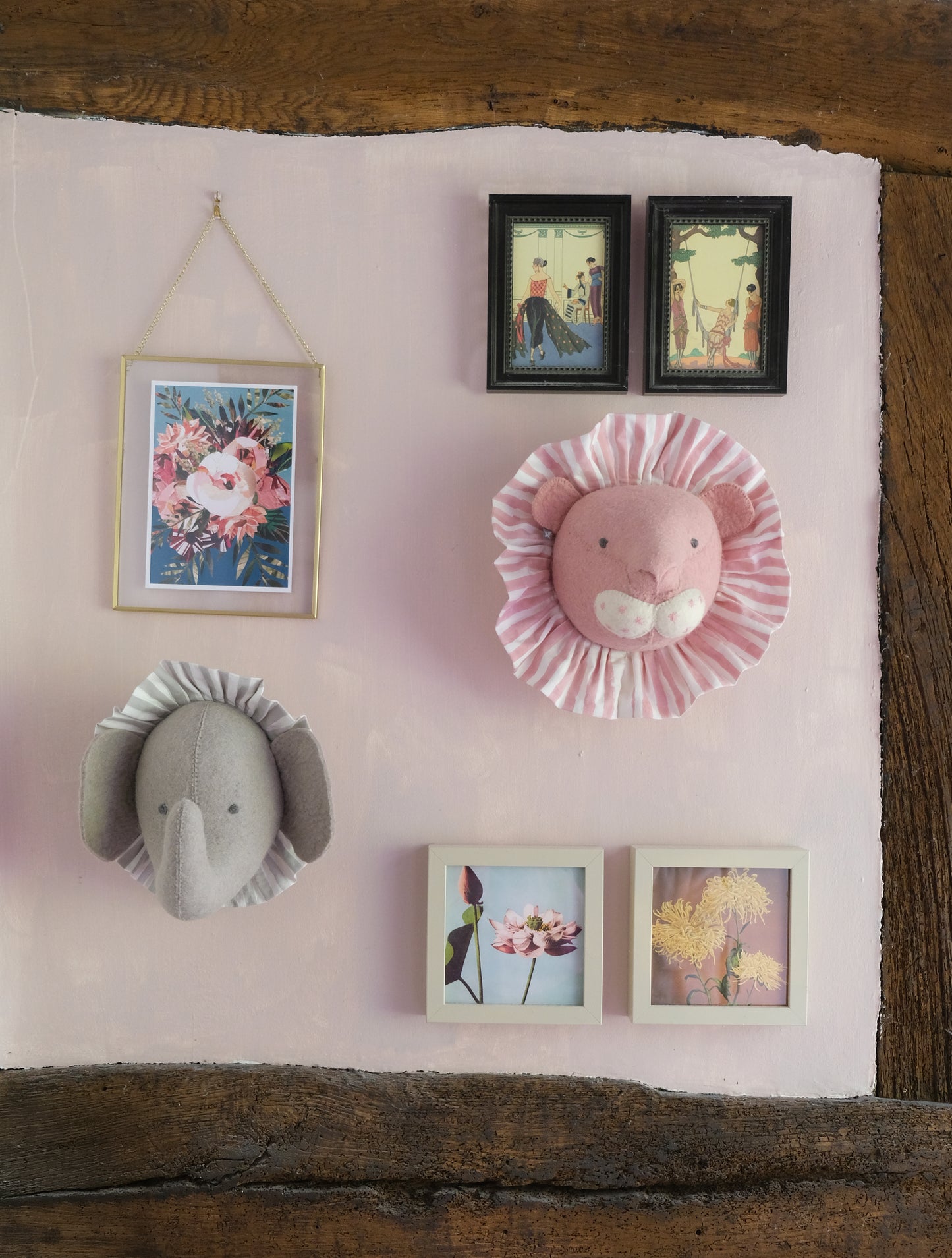 Elephant with Vintage Ruff Head Mini - Grey