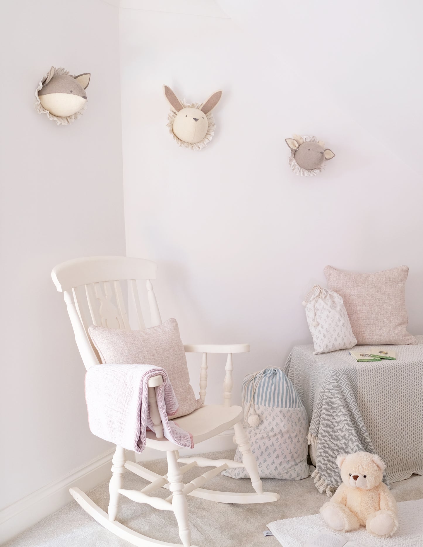 Baby Deer with Vintage Ruff Head Mini - Grey