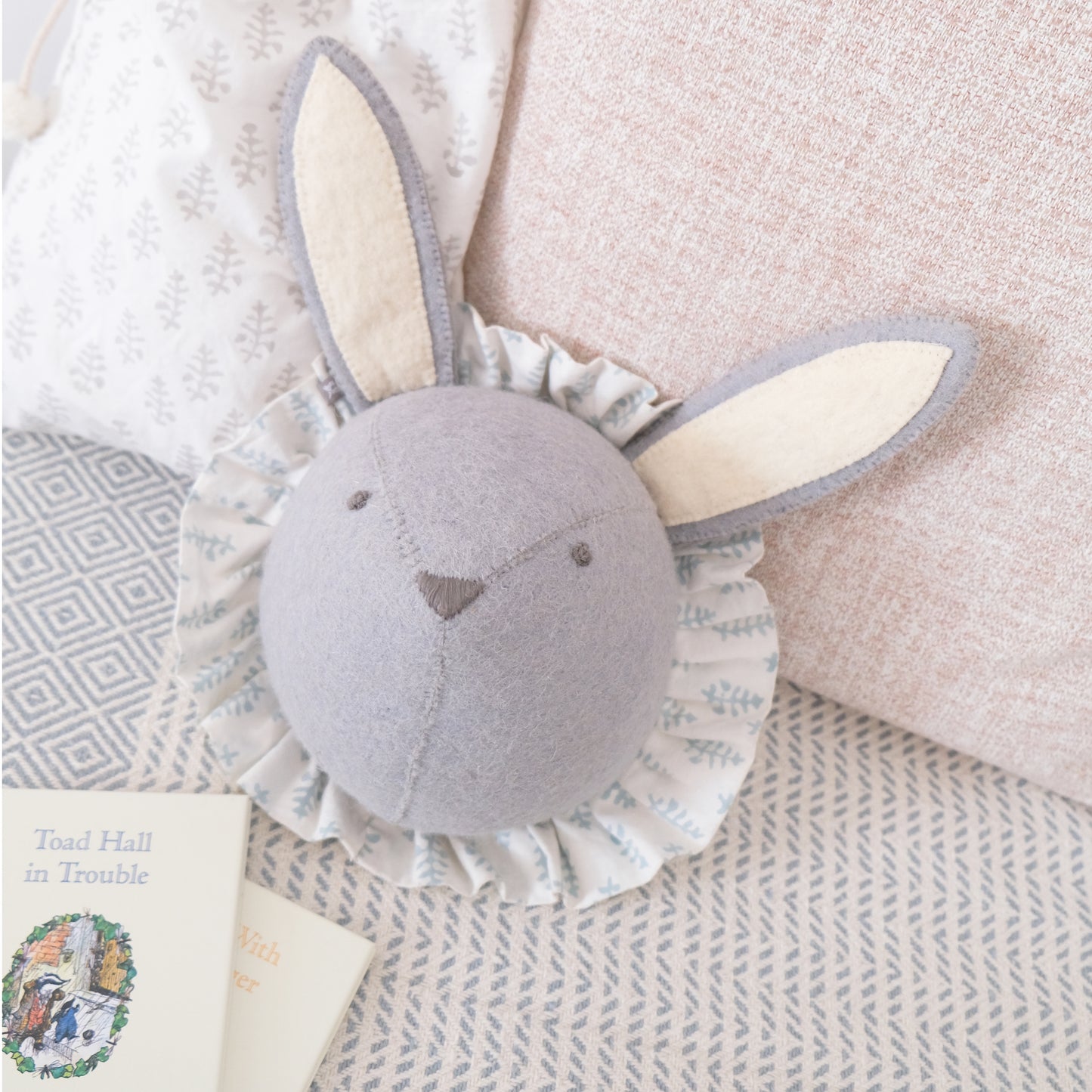 Baby Rabbit with Vintage Ruff Head Mini - Blue