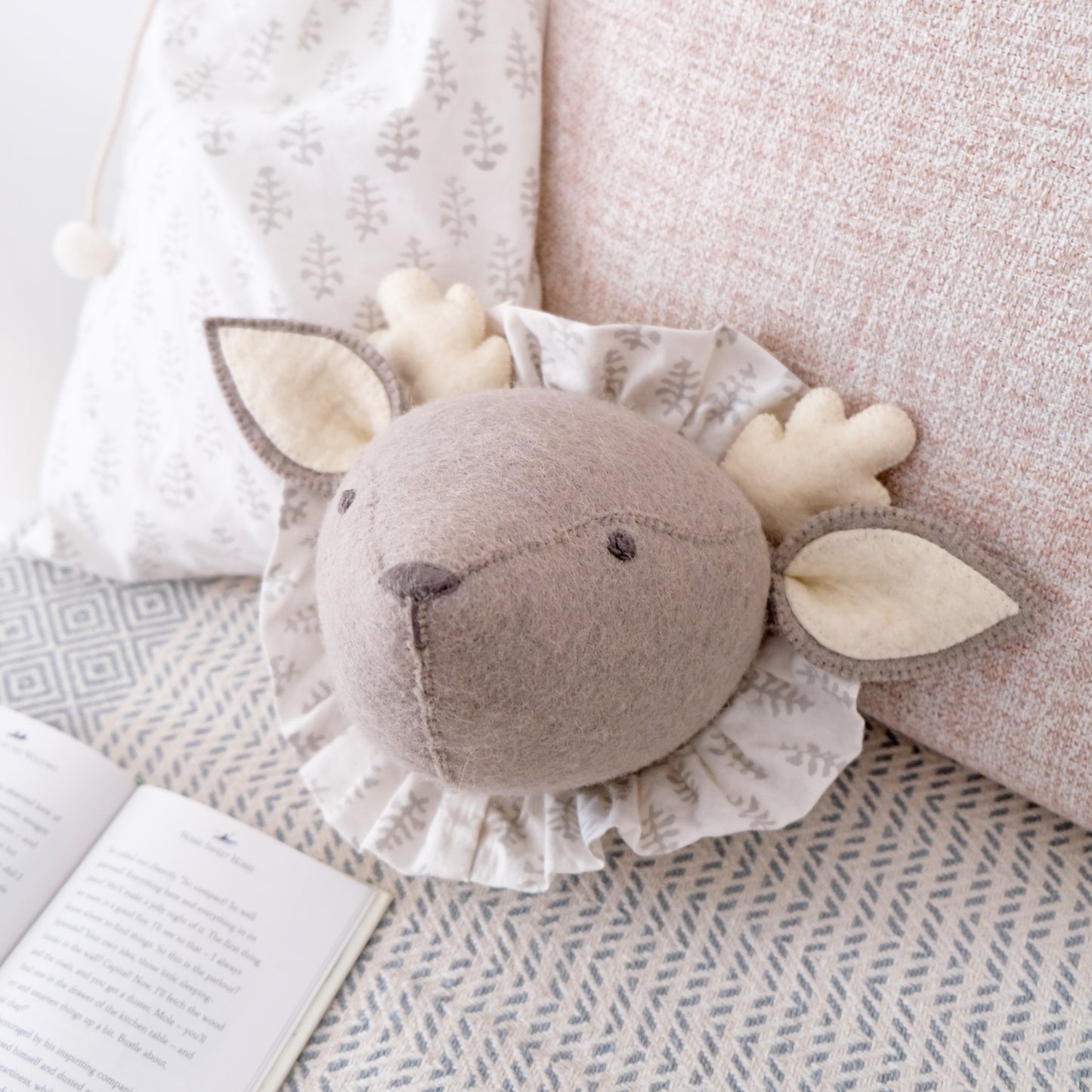 Baby Deer with Vintage Ruff Head Mini - Grey